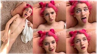 Cute Teen plays with her Pussy - porn video