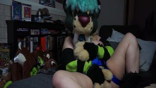 Tusky Teases Again - porn video